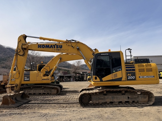 KOMATSU/PC200-11
